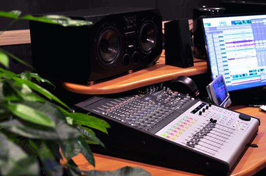 Little Egg Studio